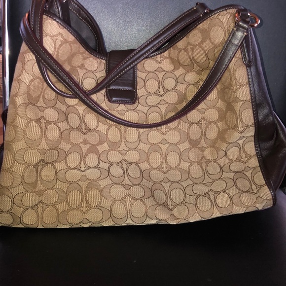 Coach shoulder bag - Picture 3 of 6